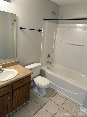 5009 OAK PASTURE Lane, Charlotte, NC 28269