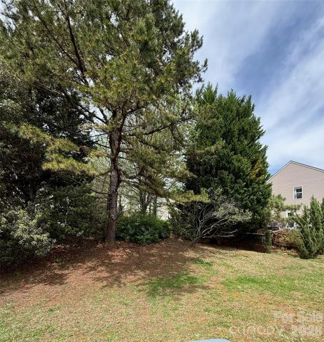 5009 OAK PASTURE Lane, Charlotte, NC 28269