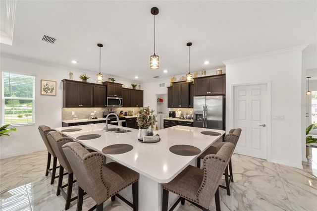 7037 SW 86TH AVENUE, Ocala, FL 34481