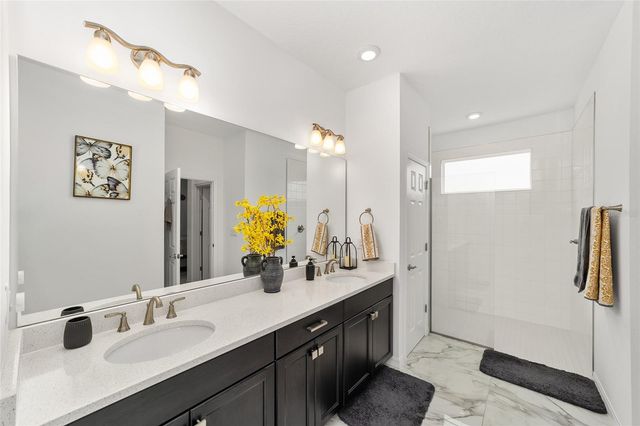 7037 SW 86TH AVENUE, Ocala, FL 34481