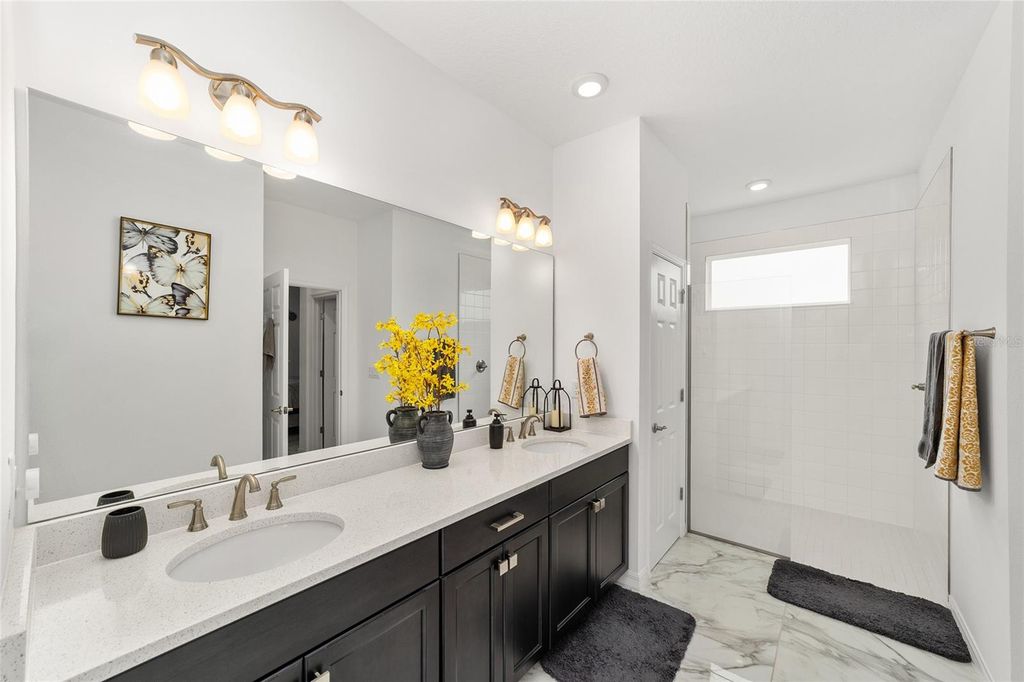 Image 16 of property listing at 7037 SW 86TH AVENUE, Ocala, FL 34481