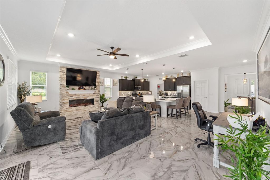 Image 3 of property listing at 7037 SW 86TH AVENUE, Ocala, FL 34481