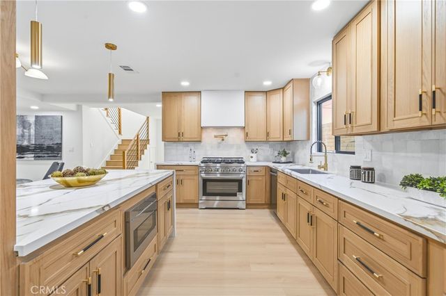 10321 Kamuela Drive, Huntington Beach, CA 92646