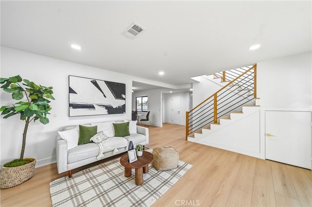 10321 Kamuela Drive, Huntington Beach, CA 92646