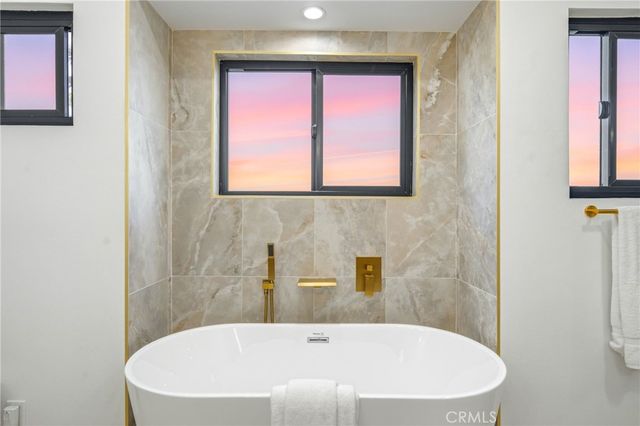 10321 Kamuela Drive, Huntington Beach, CA 92646