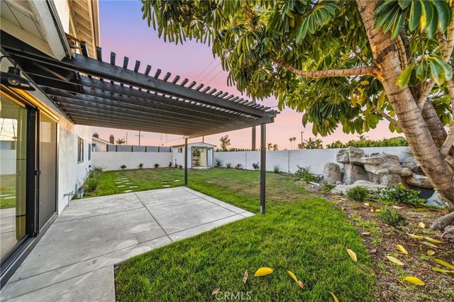 10321 Kamuela Drive, Huntington Beach, CA 92646