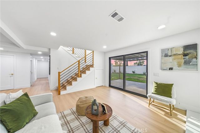 10321 Kamuela Drive, Huntington Beach, CA 92646