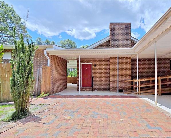 1869 Conover Drive, Fayetteville, NC 28304