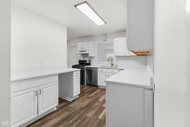 6503 Cambridge Lane, Indianapolis, IN 46220