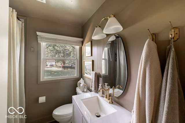 6503 Cambridge Lane, Indianapolis, IN 46220