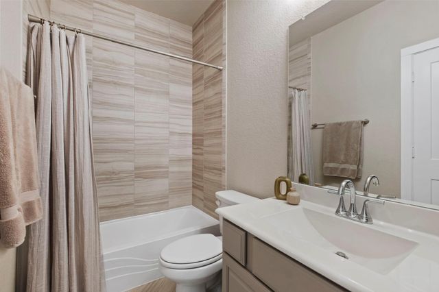 8614 Azalea Crossing Court, Missouri City, TX 77459