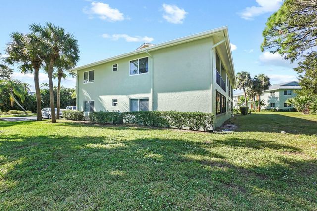 983 NW Spruce Ridge Drive 1, Stuart, FL 34994