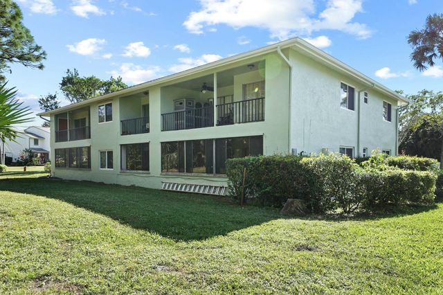 983 NW Spruce Ridge Drive 1, Stuart, FL 34994