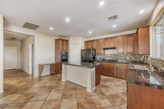 9028 Black Elk Avenue, Las Vegas, NV 89143