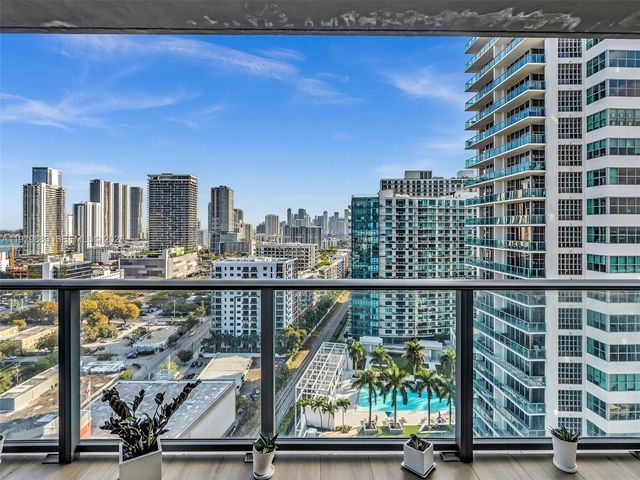 121 NE 34th St 2104, Miami, FL 33137