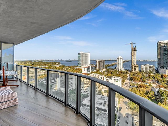 121 NE 34th St 2104, Miami, FL 33137