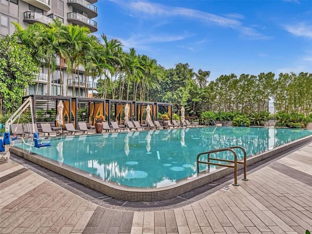 121 NE 34th St 2104, Miami, FL 33137