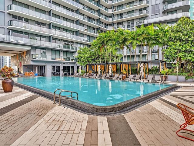 121 NE 34th St 2104, Miami, FL 33137