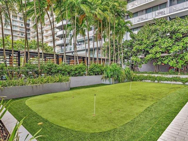 121 NE 34th St 2104, Miami, FL 33137