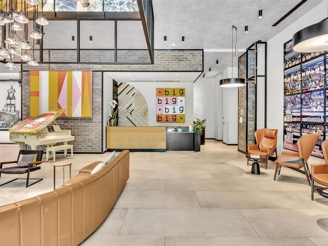 121 NE 34th St 2104, Miami, FL 33137