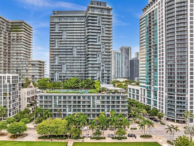 121 NE 34th St 2104, Miami, FL 33137