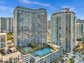 121 NE 34th St 2104, Miami, FL 33137