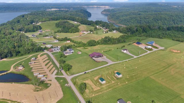 61 Cumberland Cove, Nancy, KY 42544