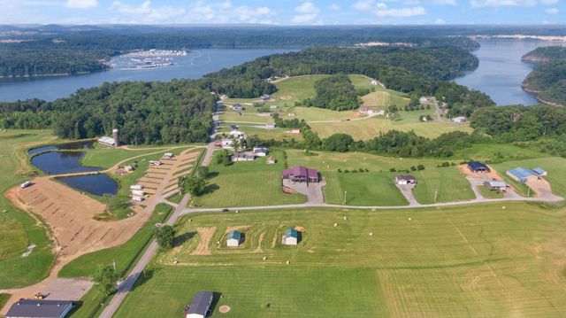 61 Cumberland Cove, Nancy, KY 42544