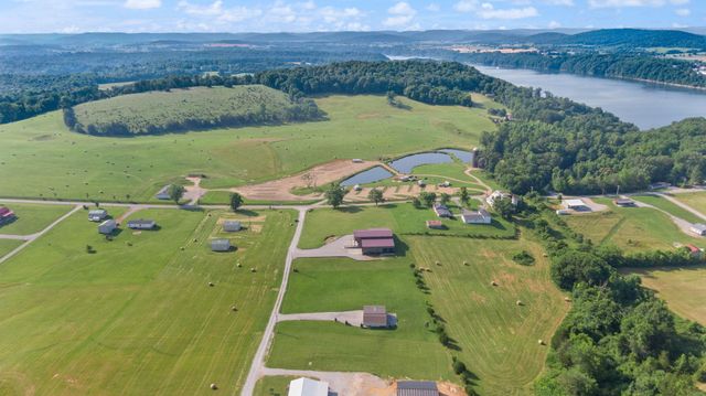 61 Cumberland Cove, Nancy, KY 42544