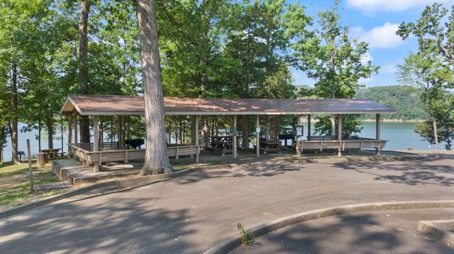 61 Cumberland Cove, Nancy, KY 42544