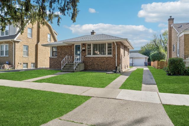 2337 S 2nd Avenue, North Riverside, IL 60546