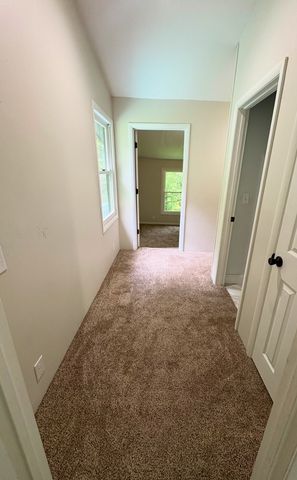 140 Carver Hollow Rd, Pleasant Shade, TN 37145