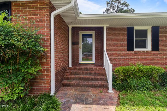 1113 S 2nd Street, Smithfield, NC 27577