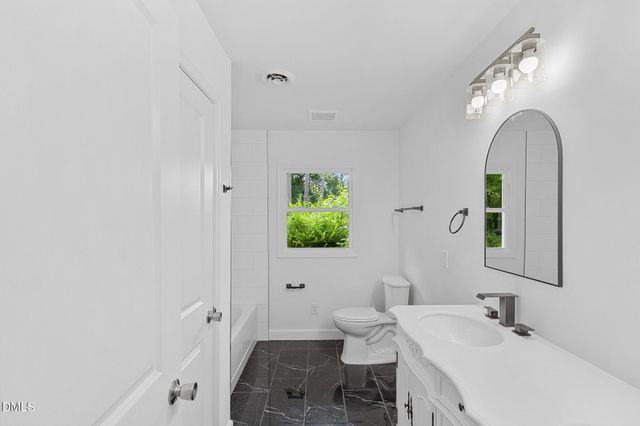 1113 S 2nd Street, Smithfield, NC 27577