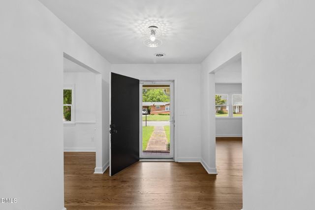 1113 S 2nd Street, Smithfield, NC 27577