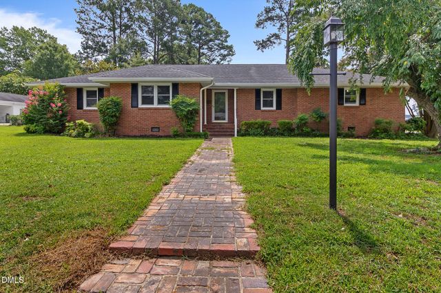 1113 S 2nd Street, Smithfield, NC 27577