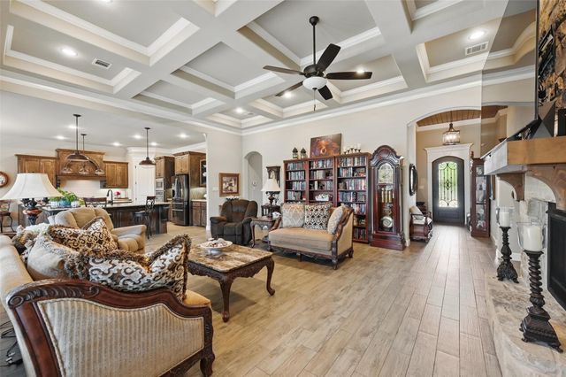 6902 Clayton Nicholas Court, Arlington, TX 76001