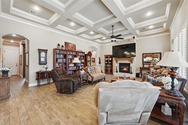 6902 Clayton Nicholas Court, Arlington, TX 76001