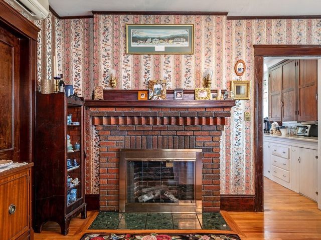 1066 Pleasant Street, Worcester, MA 01602