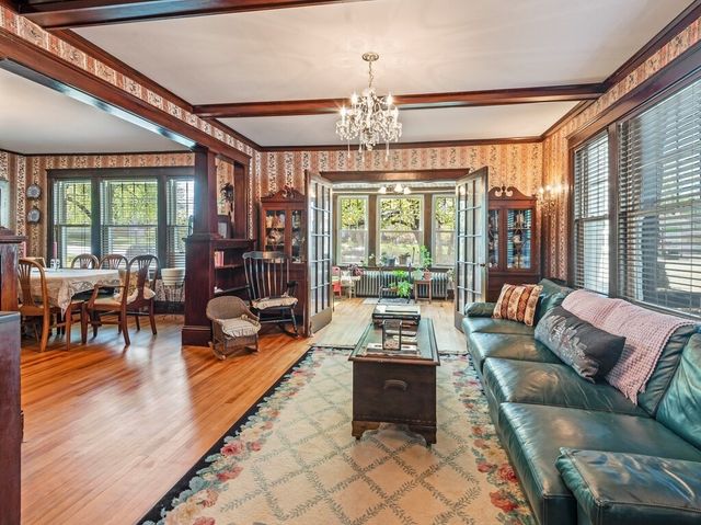 1066 Pleasant Street, Worcester, MA 01602