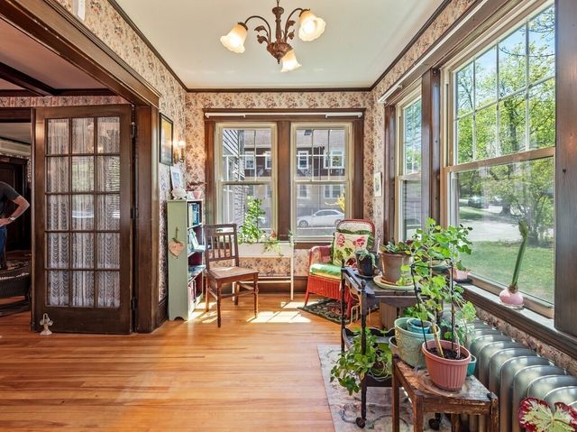 1066 Pleasant Street, Worcester, MA 01602