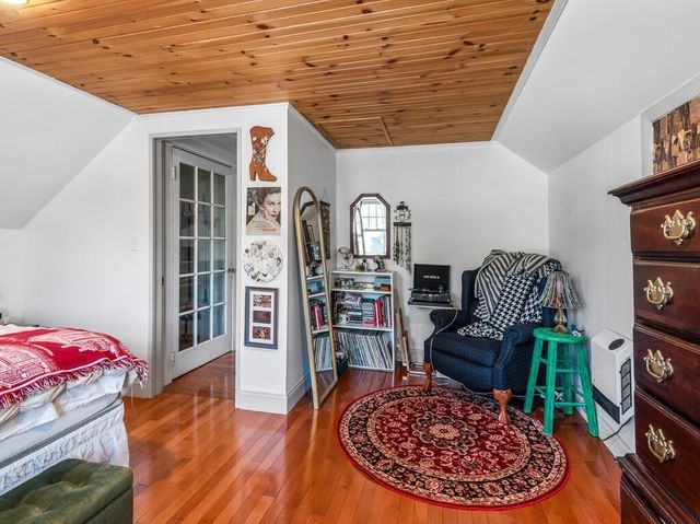 1066 Pleasant Street, Worcester, MA 01602