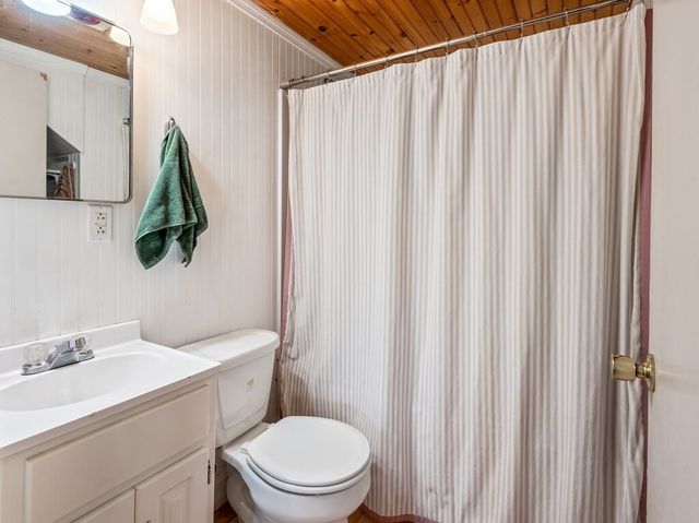 1066 Pleasant Street, Worcester, MA 01602