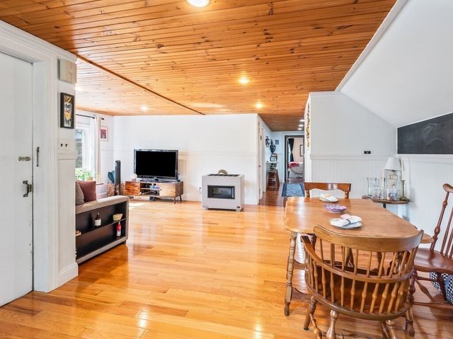 1066 Pleasant Street, Worcester, MA 01602