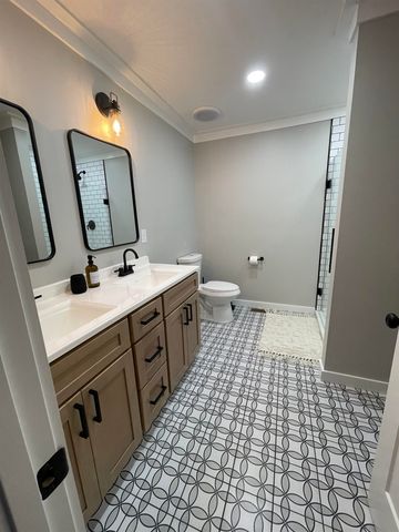 135 W THIRD ST, Henderson, TN 38340