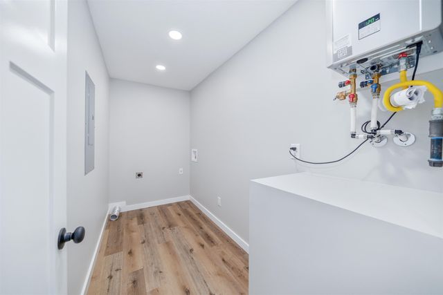 135 W THIRD ST, Henderson, TN 38340