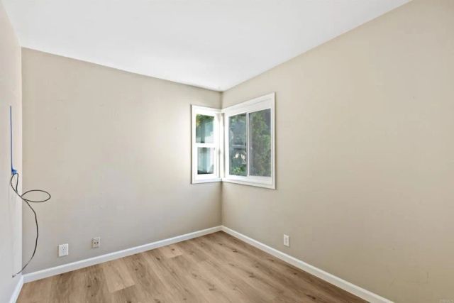 8448 Via Sonoma 100, La Jolla, CA 92037