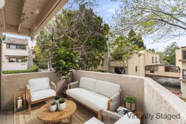 8448 Via Sonoma 100, La Jolla, CA 92037