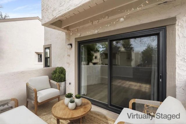 8448 Via Sonoma 100, La Jolla, CA 92037