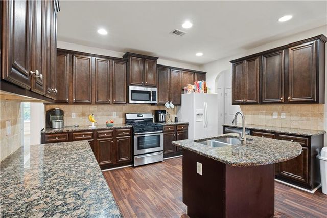 466 Astoria Way, Mcdonough, GA 30253